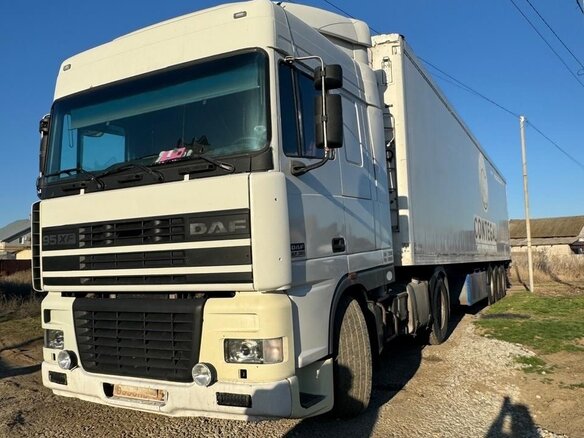 2000 DAF 95XF, белый, 4200000 рублей - вид 1