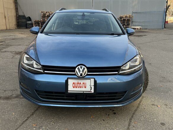 2015 Volkswagen Golf VII, синий, 1000000 рублей