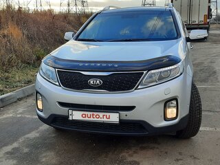 2012 Kia Sorento II Рестайлинг, серебристый, 1800000 рублей, вид 1