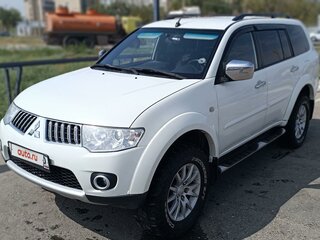 2013 Mitsubishi Pajero Sport II, белый, 2200000 рублей, вид 1