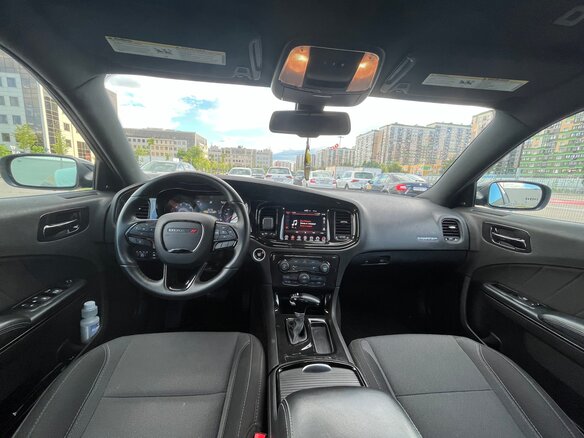 2017 Dodge Charger VII (LD) Рестайлинг, серый, 2800000 рублей - вид 9