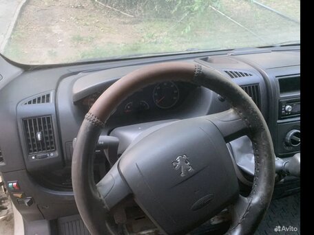 2010 Peugeot Boxer, белый, 999900 рублей, вид 4