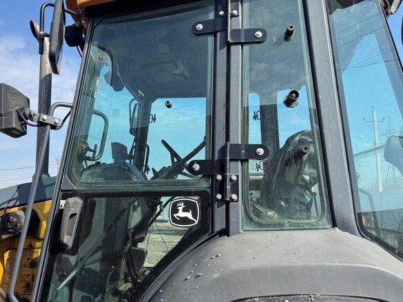 2012 John Deere 325K, 5600000 рублей - вид 9
