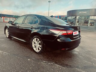 2018 Toyota Camry VIII (XV70), чёрный, 2670000 рублей, вид 4