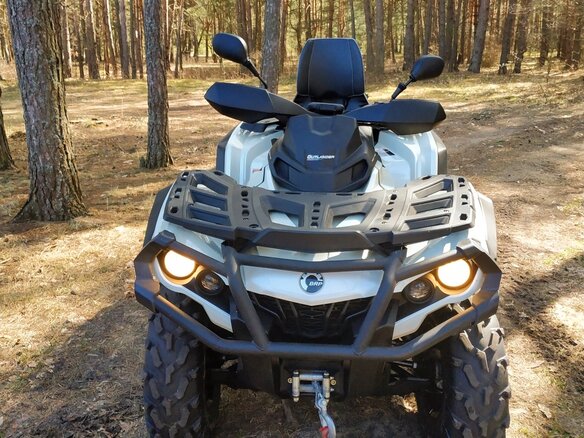 2014 BRP Can-Am Outlander 1000, белый, 1110425 рублей