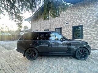 2017 Land Rover Range Rover IV, серый, 5300000 рублей, вид 3