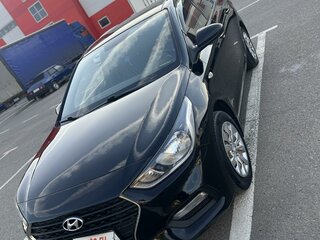 2019 Hyundai Solaris II, чёрный, 1400000 рублей, вид 1