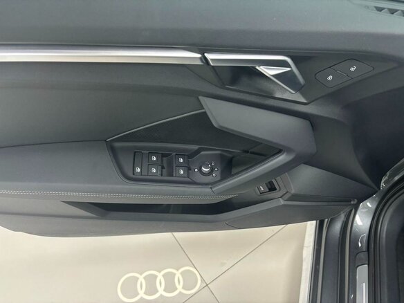 2023 Audi A3 Sportback 35 TFSI IV (8Y), серый, 2240000 рублей - вид 18