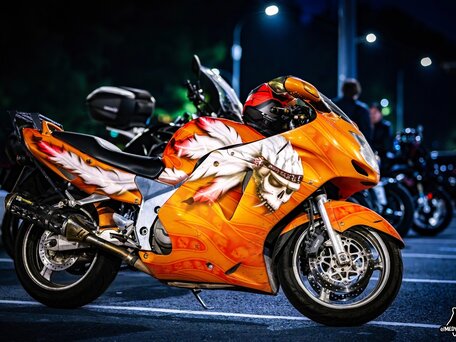 2001 Honda CBR 1100 XX, оранжевый, 429999 рублей, вид 1