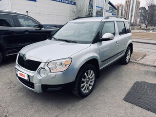 2012 Skoda Yeti I, серебристый, 950000 рублей, вид 1