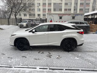 2022 Lexus RX 300 IV Рестайлинг, белый, 9000000 рублей, вид 5