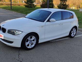2008 BMW 1 серии 120i I (E81/E82/E87/E88) Рестайлинг, белый, 1150000 рублей, вид 3