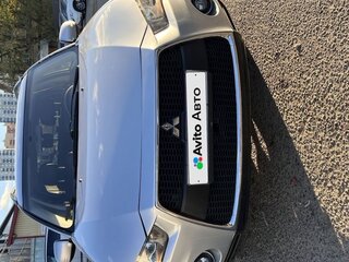 2011 Mitsubishi Outlander II Рестайлинг, серебристый, 1100000 рублей, вид 2