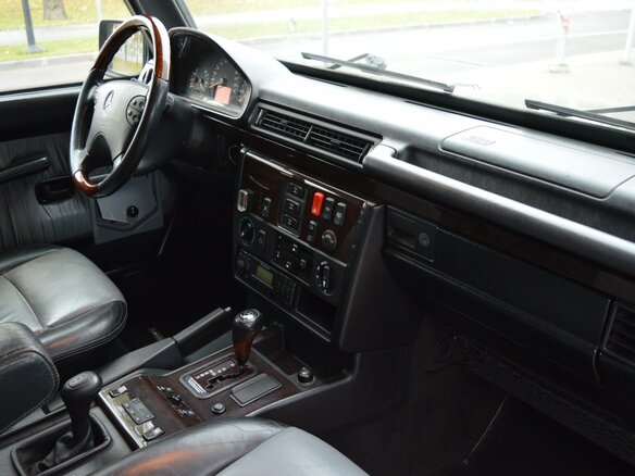 2001 Mercedes-Benz G-Класс 500 II (W463), чёрный - вид 14