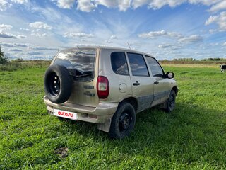 2004 Chevrolet Niva I, бежевый, 100000 рублей, вид 3