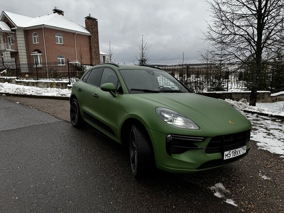 2019 Porsche Macan Turbo I Рестайлинг, красный, 6800000 рублей - вид 1