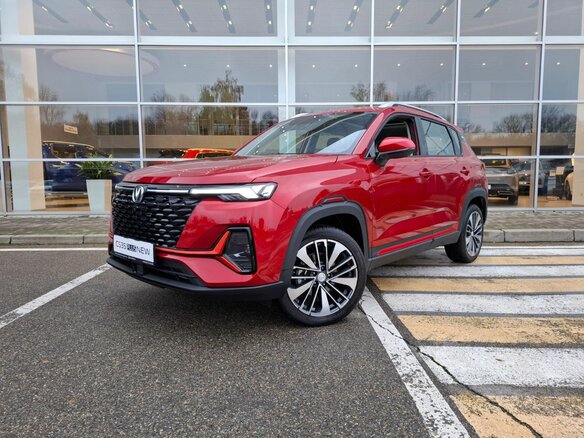 2025 Changan CS35 Plus I Рестайлинг, красный, 2839900 рублей