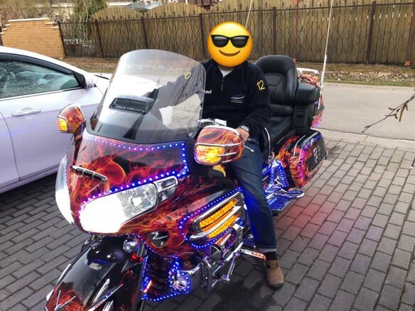 2004 Honda GL 1800 Gold Wing, красный