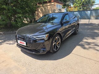 2022 Audi e-tron Sportback 55 I, чёрный, 4177940 рублей, вид 1