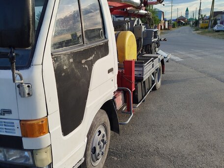 1990 Isuzu Автобетононасос, белый, 4500000 рублей, вид 3