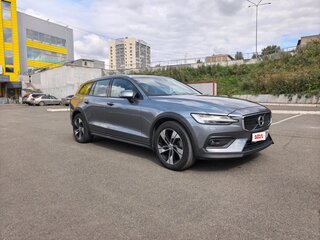 2021 Volvo V60 Cross Country II, серый, 3549000 рублей, вид 2