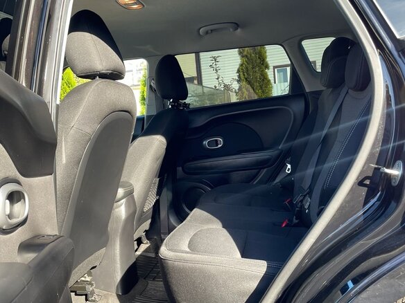 2017 Kia Soul II Рестайлинг, чёрный, 1320000 рублей - вид 21