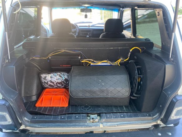 2013 Lada (ВАЗ) 2121 (4x4) I Рестайлинг, белый, 690000 рублей - вид 9