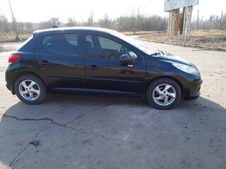 2008 Peugeot 207 I, чёрный, 400000 рублей, вид 2