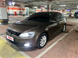 2011 Volkswagen Jetta VI, коричневый, 1070000 рублей, вид 4