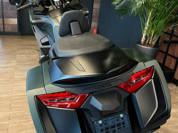 2024 Honda GL 1800 Gold Wing, зелёный, 3595000 рублей - вид 5