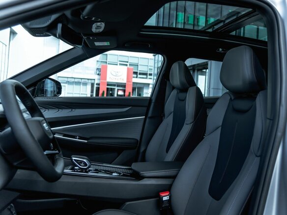 2026 Geely Cityray, серый, 3174990 рублей - вид 13