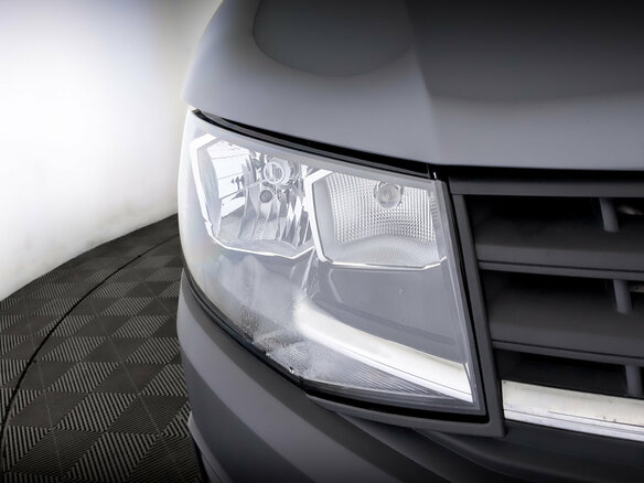 2017 Volkswagen Transporter, серый, 2440000 рублей - вид 16