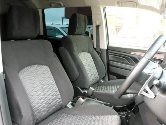 2023 Mitsubishi Delica D:5 I Рестайлинг, чёрный, 3230000 рублей - вид 12