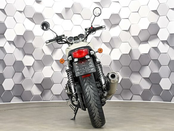 2010 Honda CB 1100, белый, 527000 рублей - вид 5
