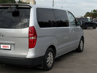 2008 Hyundai Grand Starex I, серебристый, 950000 рублей, вид 4