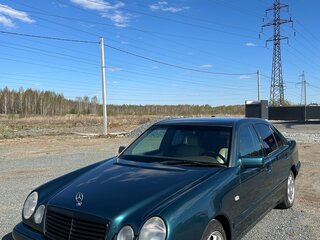 1996 Mercedes-Benz E-Класс 230 II (W210, S210), зелёный, 465000 рублей, вид 5