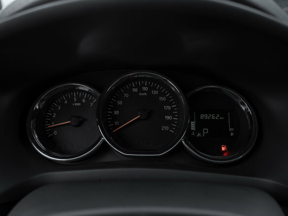 2021 Renault Logan II Рестайлинг, белый, 850000 рублей - вид 10