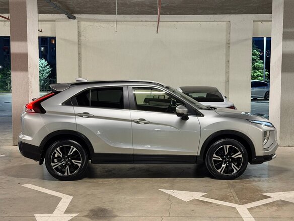 2022 Mitsubishi Eclipse Cross I Рестайлинг, серебристый, 3149750 рублей - вид 1