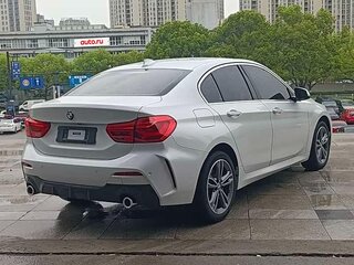 2023 BMW 1 серии 120i III (F52) Рестайлинг, белый, 1890000 рублей, вид 4