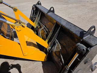 2010 JCB 3CX, жёлтый, 3250000 рублей, вид 4