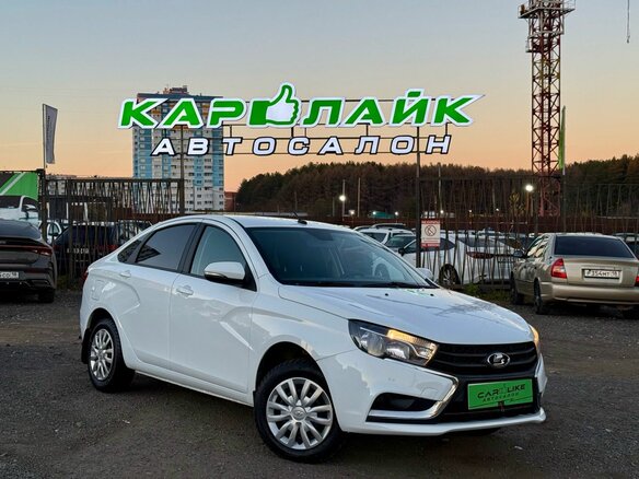 2017 Lada (ВАЗ) Vesta I, белый, 730000 рублей