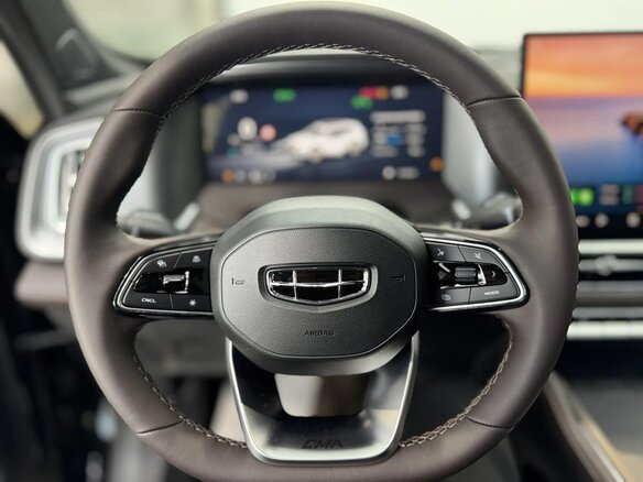 2026 Geely Monjaro I Рестайлинг 2 (China Market), чёрный, 4090000 рублей - вид 14