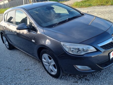 2010 Opel Astra J, серый, 455000 рублей, вид 2