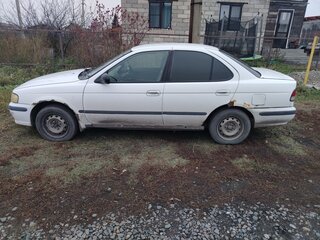 2000 Nissan Sunny B15, белый, 160000 рублей, вид 2
