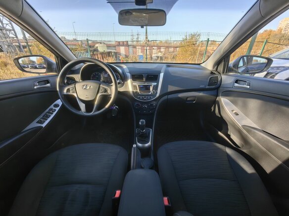 2016 Hyundai Solaris I Рестайлинг, серый, 849000 рублей - вид 9