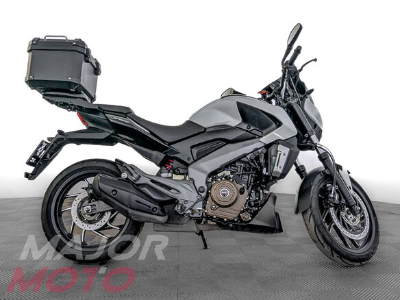 2018 Bajaj Dominar 400, белый, 249000 рублей