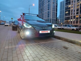 2014 Hyundai Solaris I Рестайлинг, коричневый, 900000 рублей, вид 3