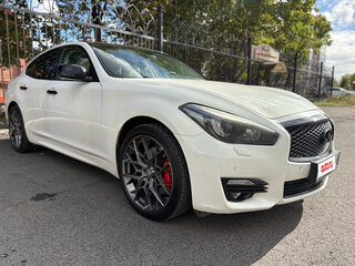 2015 Infiniti Q70 I Рестайлинг, белый, 2250000 рублей, вид 4