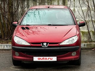 2002 Peugeot 206, красный, 250000 рублей, вид 1