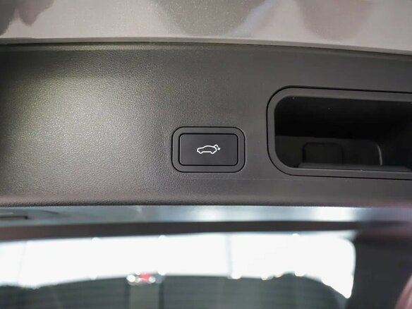 2026 Geely Cityray, серый, 3345000 рублей - вид 20